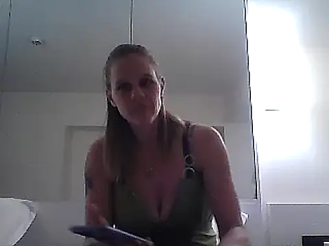 Snapshot of WildScorpio86 chatting on January 29, 2025, 3:26 pm WildScorpio86 online show from January 29, 2025, 3:26 pm