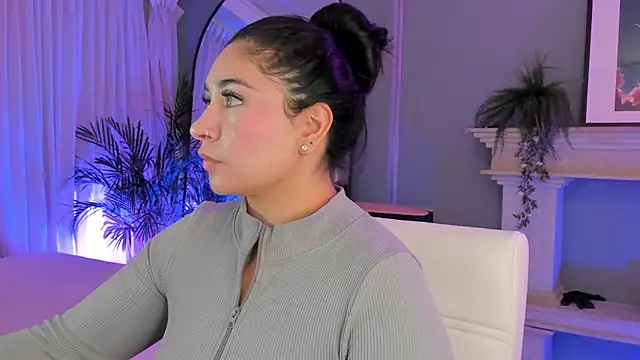 scarlet miller1 online show from September 11, 2025, 11:43 am