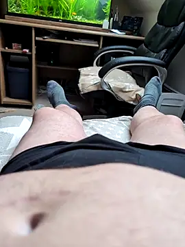 Mariomario0565 online show from November 15, 2025, 1:07 pm