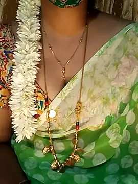 tuttifrutti17 online show from February 13, 2025, 4:50 pm