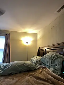 Snapshot of QueenNuttCollector chatting on December 28, 2024, 6:18 pm QueenNuttCollector online show from December 28, 2024, 6:18 pm