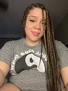 Snapshot of QueenNuttCollector chatting on January 14, 2025, 10:44 pm QueenNuttCollector online show from January 14, 2025, 10:44 pm