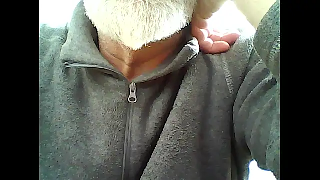 Snapshot of xcimeru chatting on November 11, 2025, 3:01 pm xcimeru online show from November 11, 2025, 3:01 pm