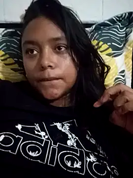 Snapshot of Chiara_petterson chatting on February 6, 2025, 8:23 pm Chiara petterson online show from February 6, 2025, 8:23 pm