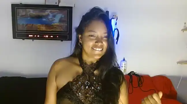 Snapshot of Chiara_petterson chatting on February 19, 2025, 6:22 am Chiara petterson online show from February 19, 2025, 6:22 am