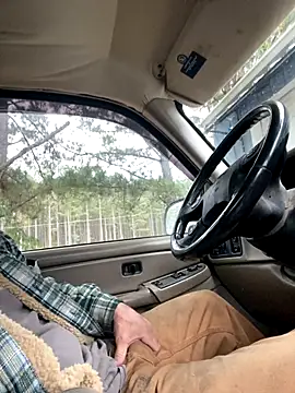 Snapshot of Themechanic420 chatting on October 30, 2025, 1:23 pm Themechanic420 online show from October 30, 2025, 1:23 pm