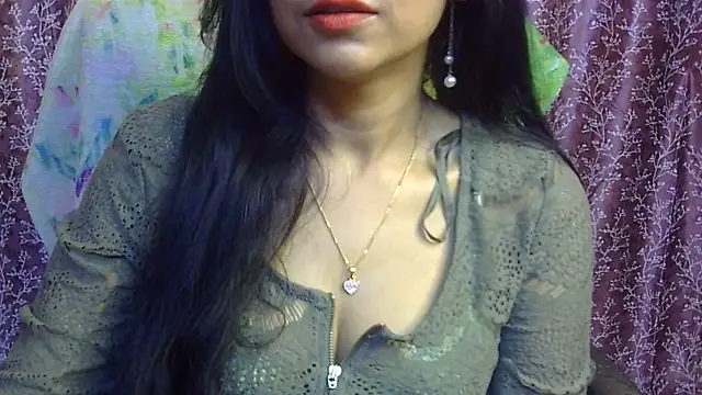 iam-moni2 online show from March 5, 2025, 7:06 pm