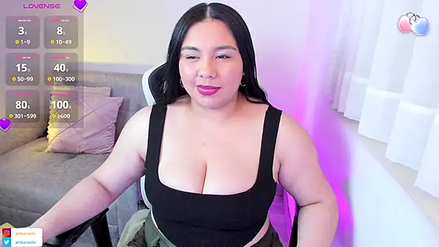 ambar-wells online show from September 22, 2025, 11:29 pm