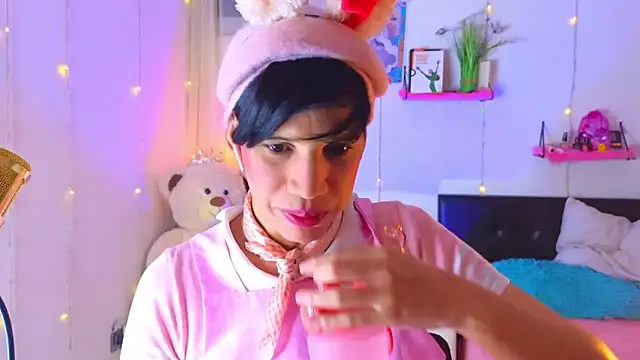 Ariel Femboy  online show from October 24, 2025, 3:47 am