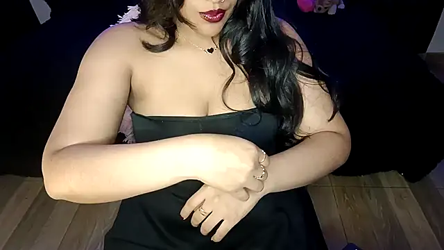 Lucy kanne online show from December 22, 2024, 6:06 am