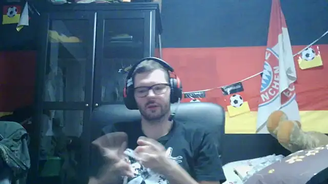 Die-geile-Sau online show from February 20, 2026, 10:32 pm