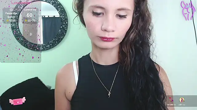 Sofia Franco  online show from February 4, 2025, 7:11 pm