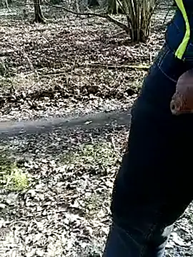 Nikeyone2 online show from March 12, 2026, 1:28 pm