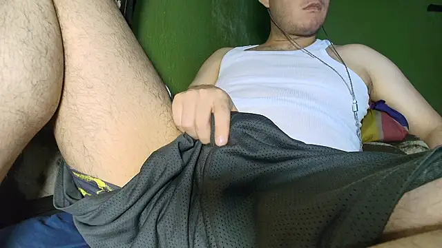 Snapshot of sweet_cock28 chatting on March 3, 2026, 3:23 am sweet cock28 online show from March 3, 2026, 3:23 am