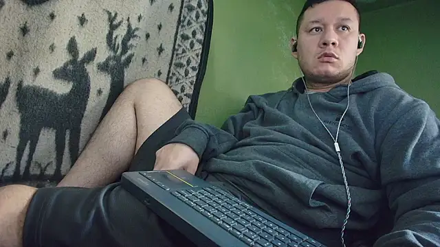 Snapshot of sweet_cock28 chatting on March 18, 2026, 3:37 pm sweet cock28 online show from March 18, 2026, 3:37 pm