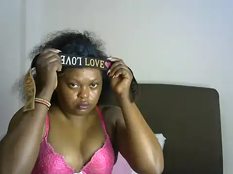  sweetlovee online show from July 21, 2026, 5:15 pm