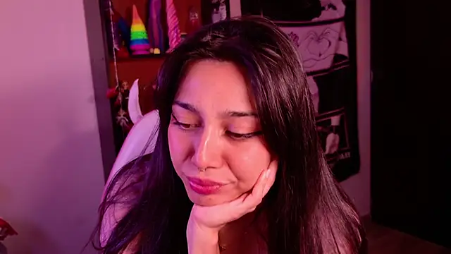 Snapshot of amber_yull chatting on May 15, 2026, 2:24 pm amber yull online show from May 15, 2026, 2:24 pm