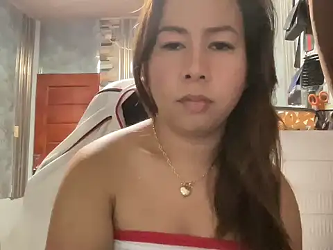 UrLove Marga online show from July 8, 2026, 9:41 pm