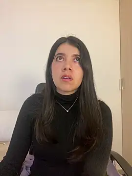 saori 10 online show from April 17, 2026, 1:41 am