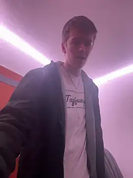 Toyjungee online show from January 14, 2025, 5:12 pm