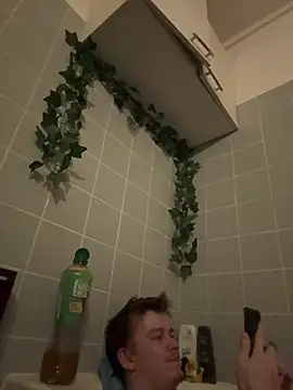 Toyjungee online show from March 1, 2026, 7:05 pm