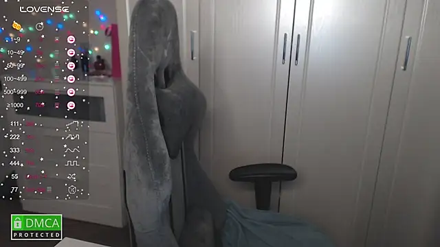 Snapshot of aliice_cutie chatting on March 3, 2025, 12:04 am aliice cutie online show from March 3, 2025, 12:04 am