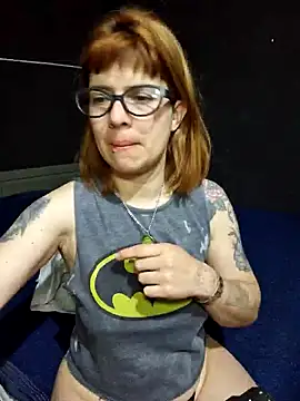 Carlafoxxx online show from October 2, 2025, 1:29 pm