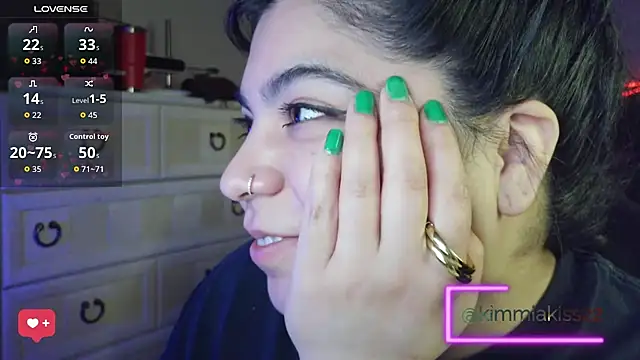 Snapshot of kimmiakiss22 chatting on March 2, 2026, 7:15 am kimmiakiss22 online show from March 2, 2026, 7:15 am