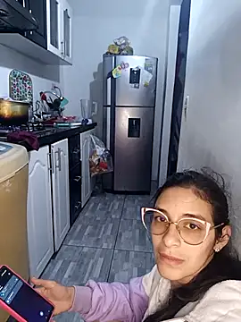 catire2323 online show from November 23, 2025, 1:05 am