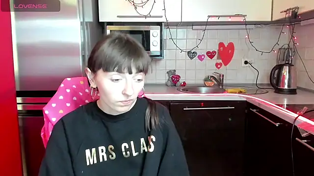 TayanaJons online show from February 7, 2025, 11:01 am