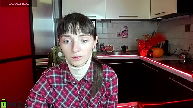 TayanaJons online show from November 20, 2025, 7:52 am