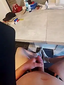 sexgeil3345455 online show from November 3, 2025, 7:31 am