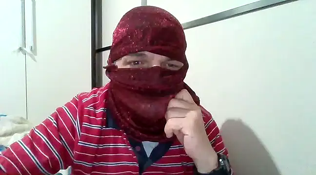 asira39 online show from March 10, 2025, 1:23 am