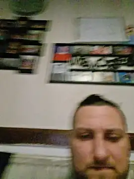 Snapshot of SmallDick___ chatting on April 1, 2026, 6:14 am SmallDick online show from April 1, 2026, 6:14 am