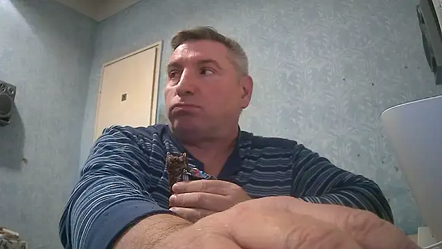 GYurmoka70 online show from October 8, 2025, 8:50 pm