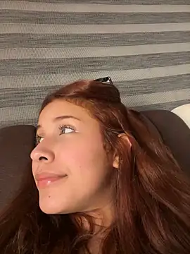 Snapshot of crystal_bunny7 chatting on February 22, 2025, 3:34 am crystal bunny7 online show from February 22, 2025, 3:34 am