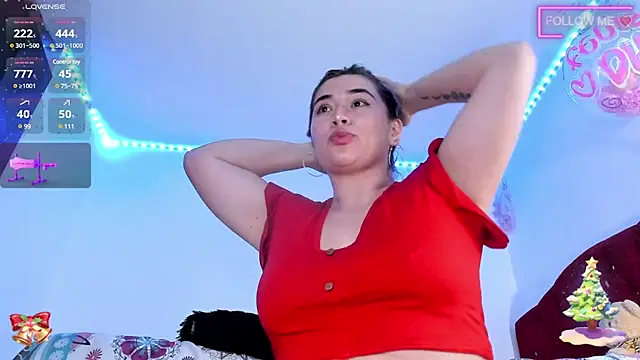 Snapshot of Katty_Evans7 chatting on December 18, 2024, 6:43 am Katty Evans7 online show from December 18, 2024, 6:43 am