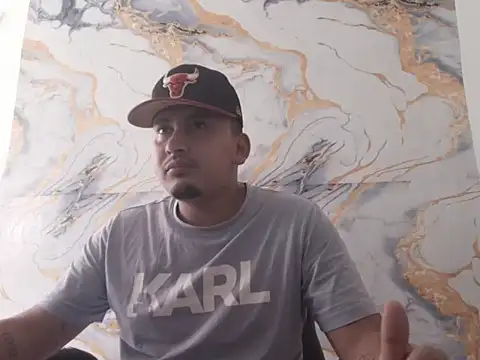 Snapshot of myke_andrade chatting on February 25, 2026, 7:01 pm myke andrade online show from February 25, 2026, 7:01 pm