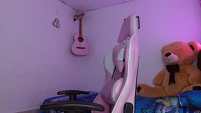 Dakota bumm online show from November 23, 2025, 2:28 pm