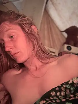 Snapshot of GoldenFlameGoddess chatting on November 25, 2025, 3:23 pm GoldenFlameGoddess online show from November 25, 2025, 3:23 pm