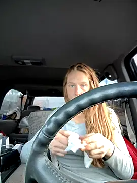 Snapshot of GoldenFlameGoddess chatting on December 22, 2025, 4:26 pm GoldenFlameGoddess online show from December 22, 2025, 4:26 pm