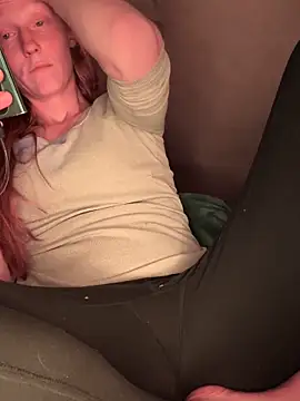 Snapshot of GoldenFlameGoddess chatting on February 22, 2026, 4:13 am GoldenFlameGoddess online show from February 22, 2026, 4:13 am