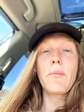 Snapshot of GoldenFlameGoddess chatting on March 23, 2026, 8:13 pm GoldenFlameGoddess online show from March 23, 2026, 8:13 pm