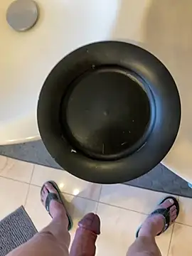 Snapshot of StripperOnStage chatting on January 20, 2025, 7:36 am StripperOnStage online show from January 20, 2025, 7:36 am