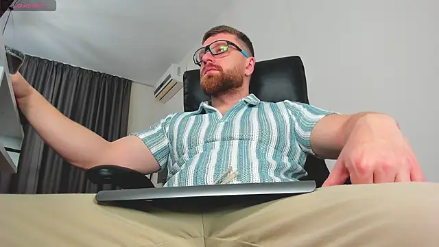 Findom guy online show from February 12, 2026, 12:55 pm