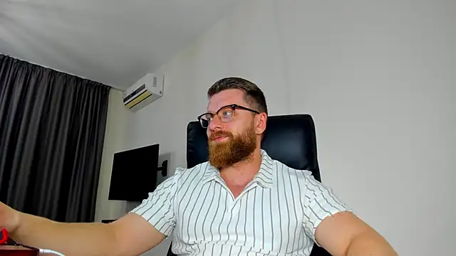 Findom guy online show from May 16, 2026, 4:50 pm