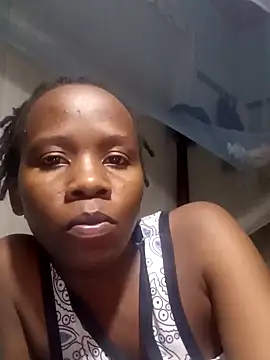 Snapshot of Queentesi chatting on December 20, 2024, 5:29 pm Queentesi online show from December 20, 2024, 5:29 pm