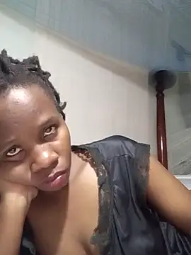 Snapshot of Queentesi chatting on February 28, 2025, 7:05 am Queentesi online show from February 28, 2025, 7:05 am