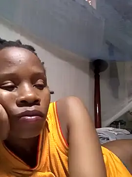 Snapshot of Queentesi chatting on March 1, 2025, 8:34 am Queentesi online show from March 1, 2025, 8:34 am