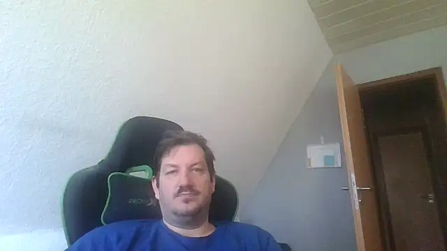 Golffahrer1982 online show from October 19, 2025, 10:27 am